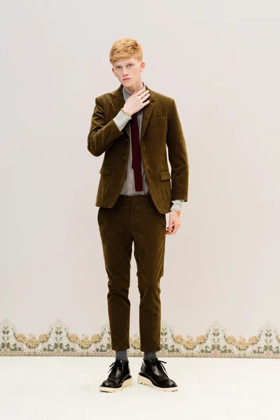 Look 50
